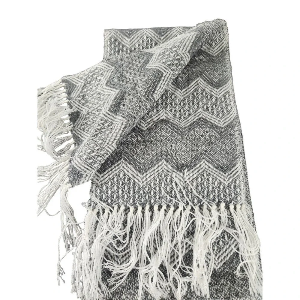 Figueroa genuine alpaca‎ scarf with tassels gray & white
